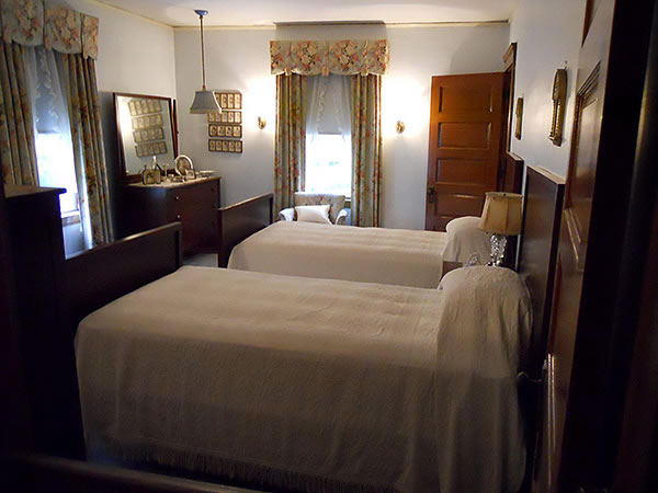 Brookline, MA, bedroom in which JFK was born